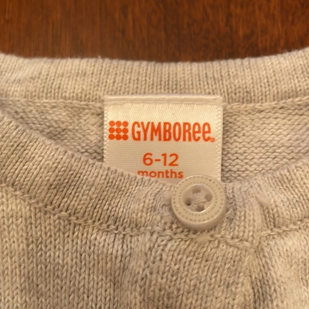 Gymboree cardigan size 6-12 mths